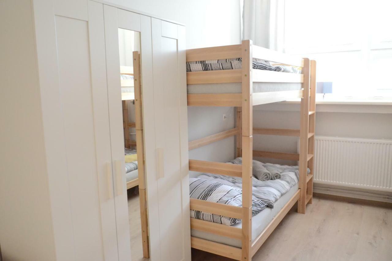Hostel Bratislava Exteriör bild