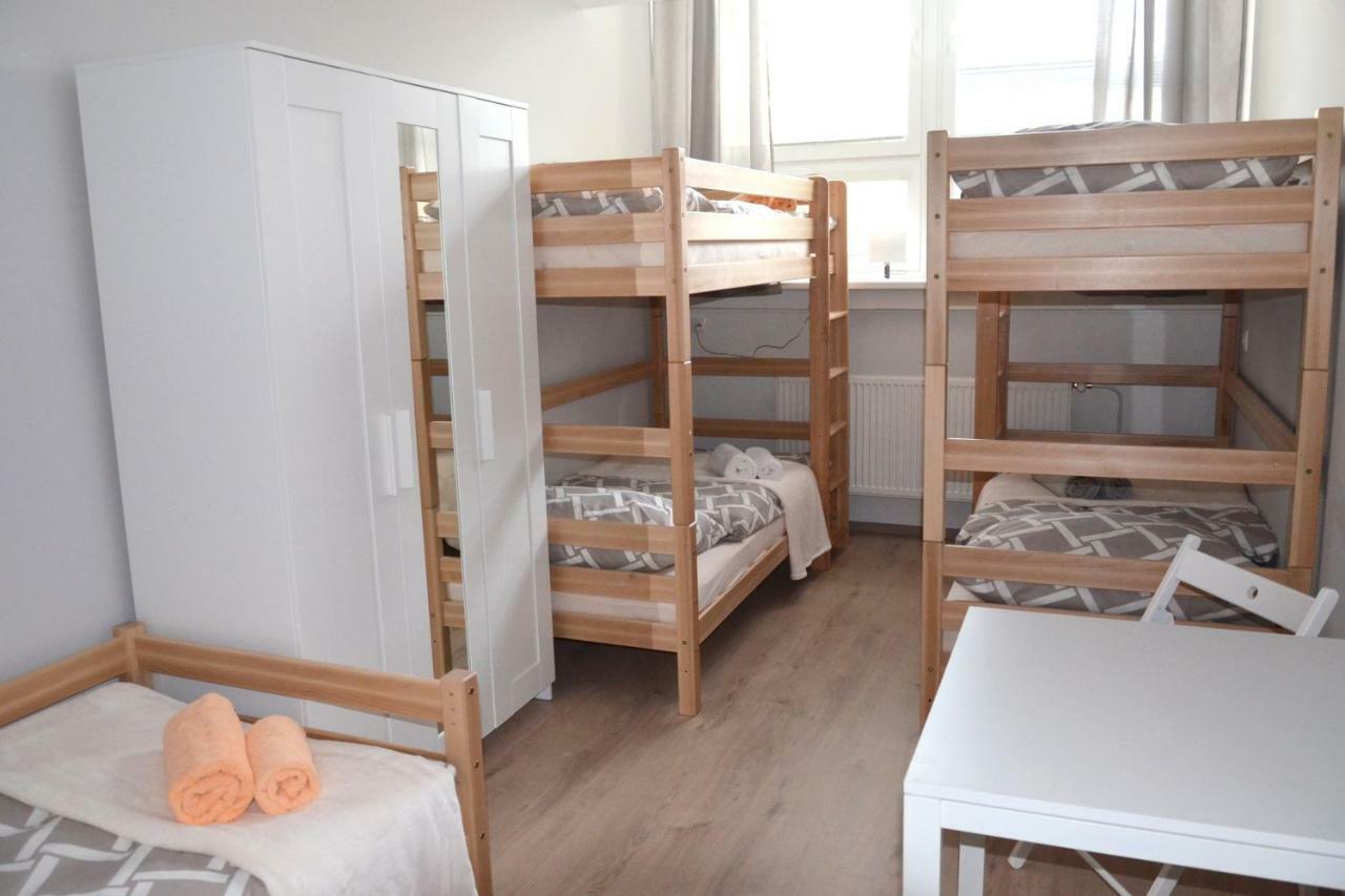 Hostel Bratislava Exteriör bild
